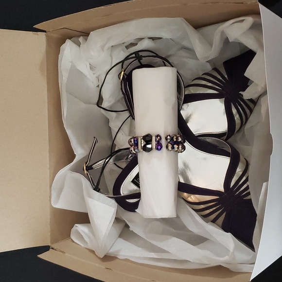 Jacques Vert Ladies Shoes & Complimentary Bracelet! - Picture 8 of 8